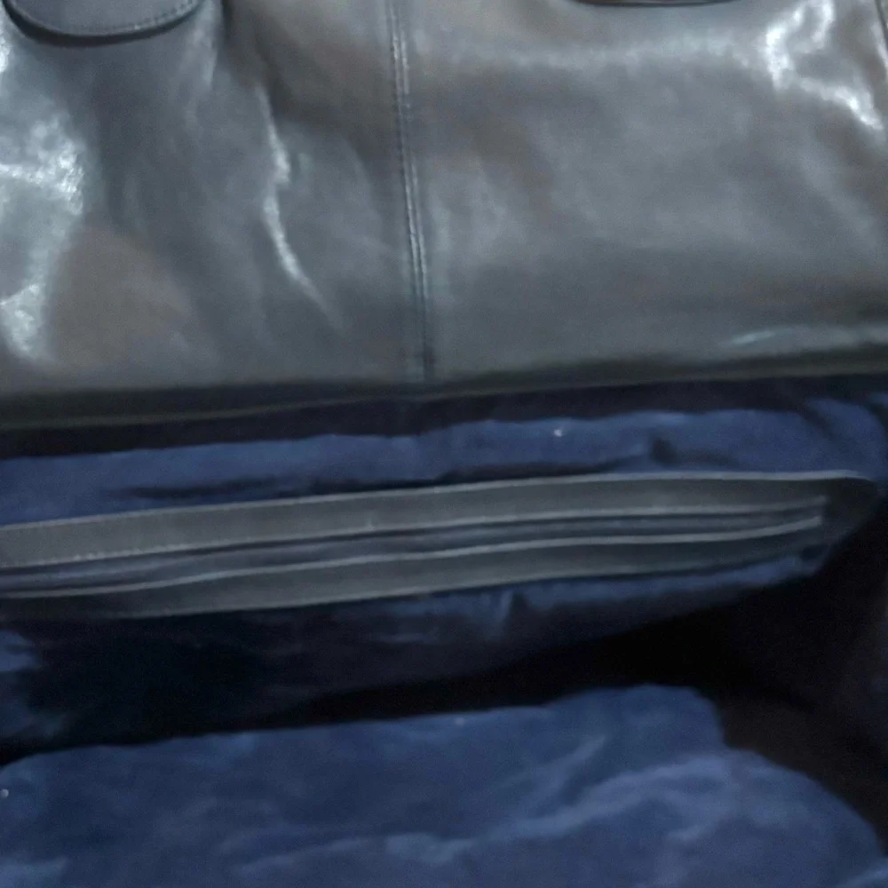 Classic navy blue Leather unisex Bag